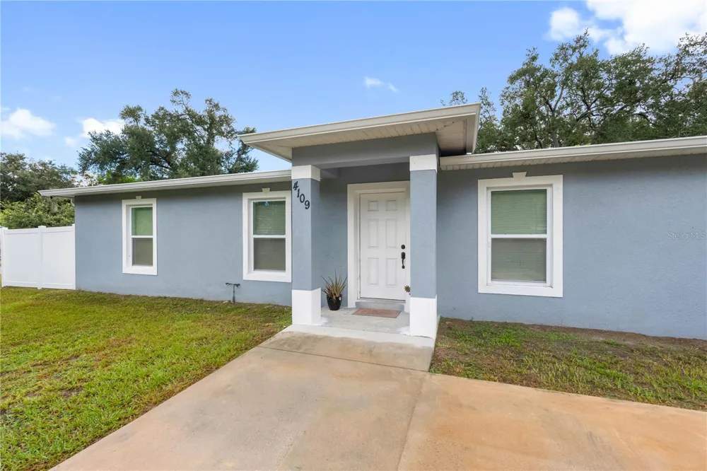4109 E DIANA STREET Tampa, FL 33610
