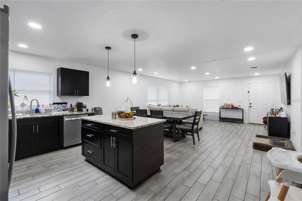 4109 E DIANA STREET Tampa, FL 33610