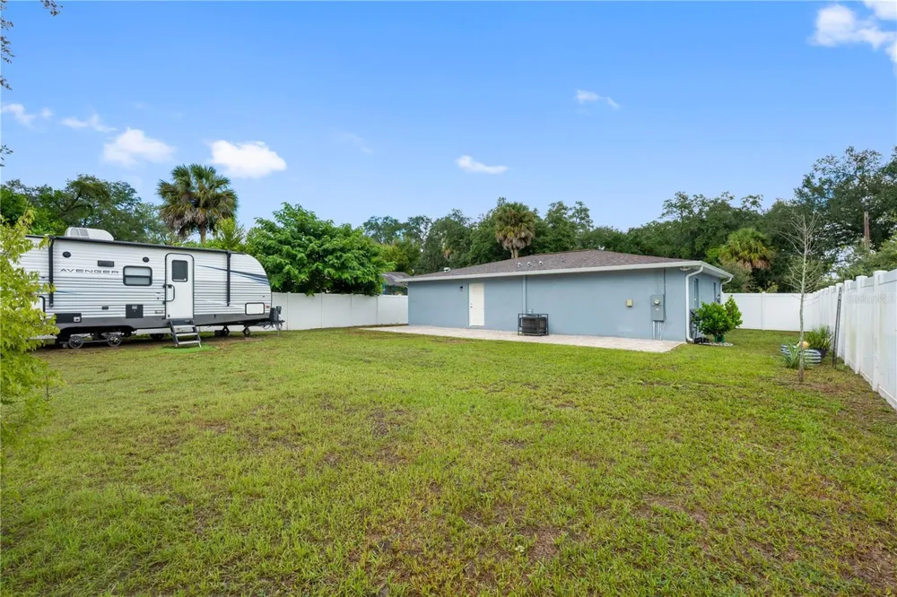 4109 E DIANA STREET Tampa, FL 33610