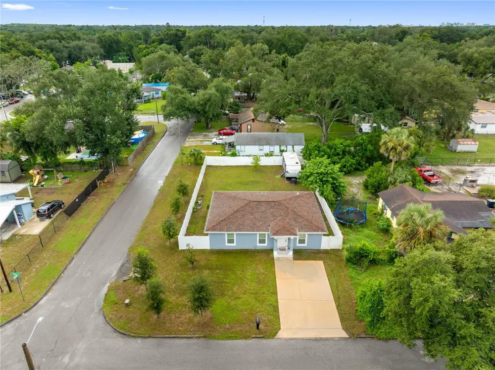 4109 E DIANA STREET Tampa, FL 33610