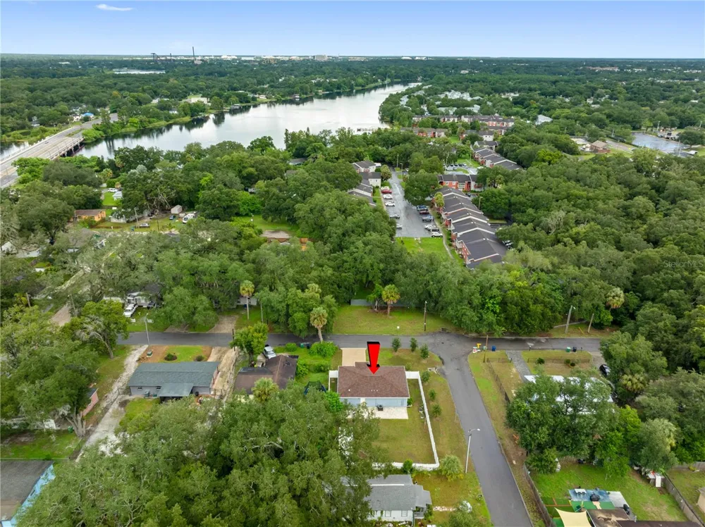 4109 E DIANA STREET Tampa, FL 33610