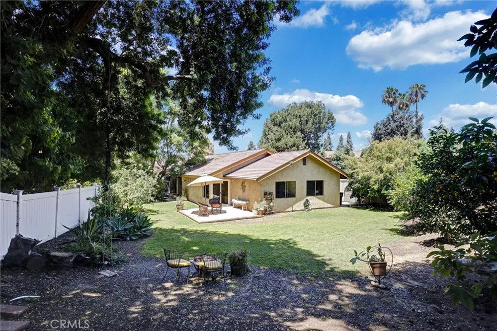 175 S Woodlawn Orange, CA 92869