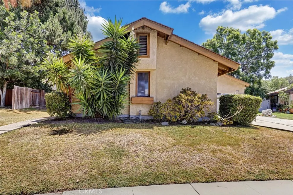 175 S Woodlawn Orange, CA 92869