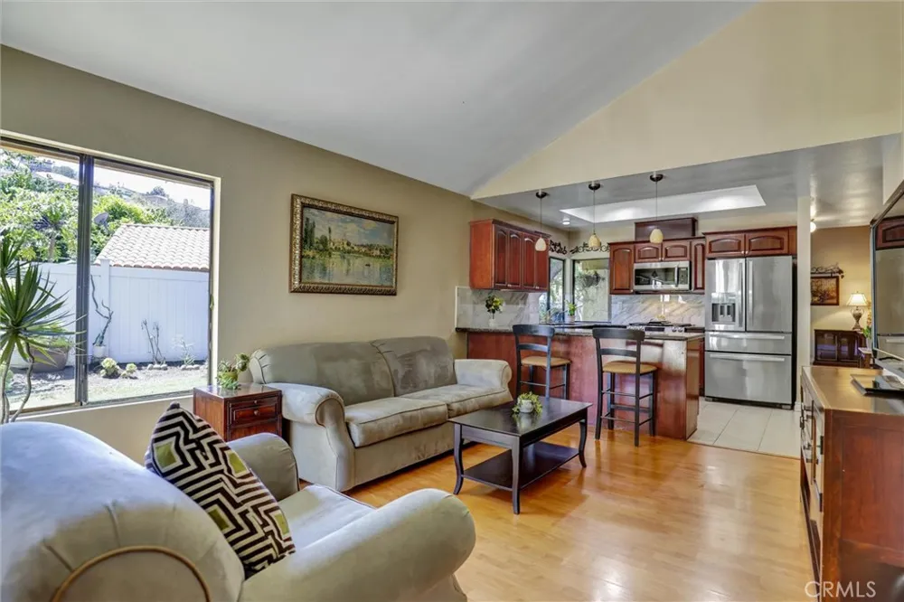 175 S Woodlawn Orange, CA 92869