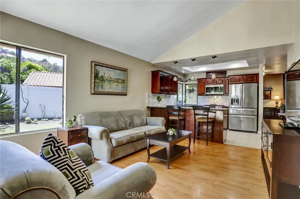 175 S Woodlawn Orange, CA 92869