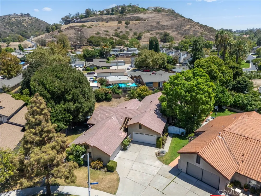175 S Woodlawn Orange, CA 92869