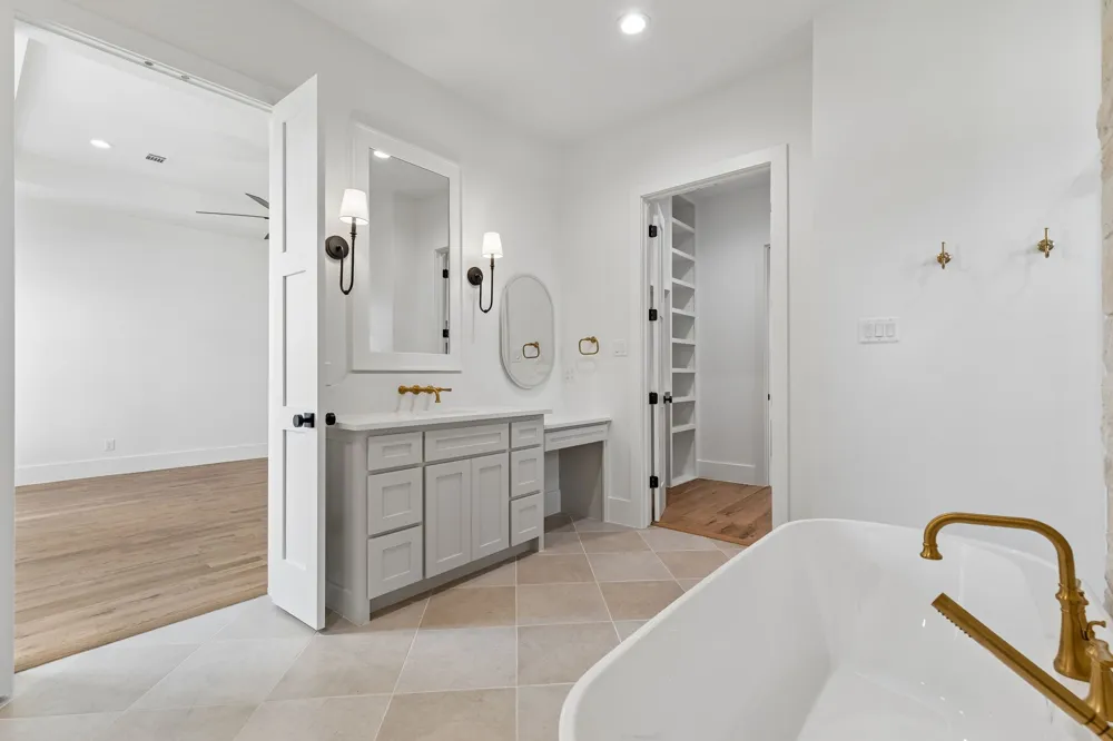 2053 Preserve Trail Weatherford, TX 76088