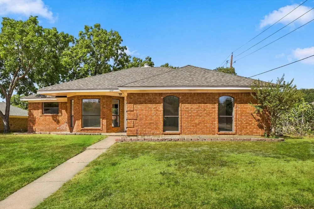 648 Coats Street Coppell, TX 75019