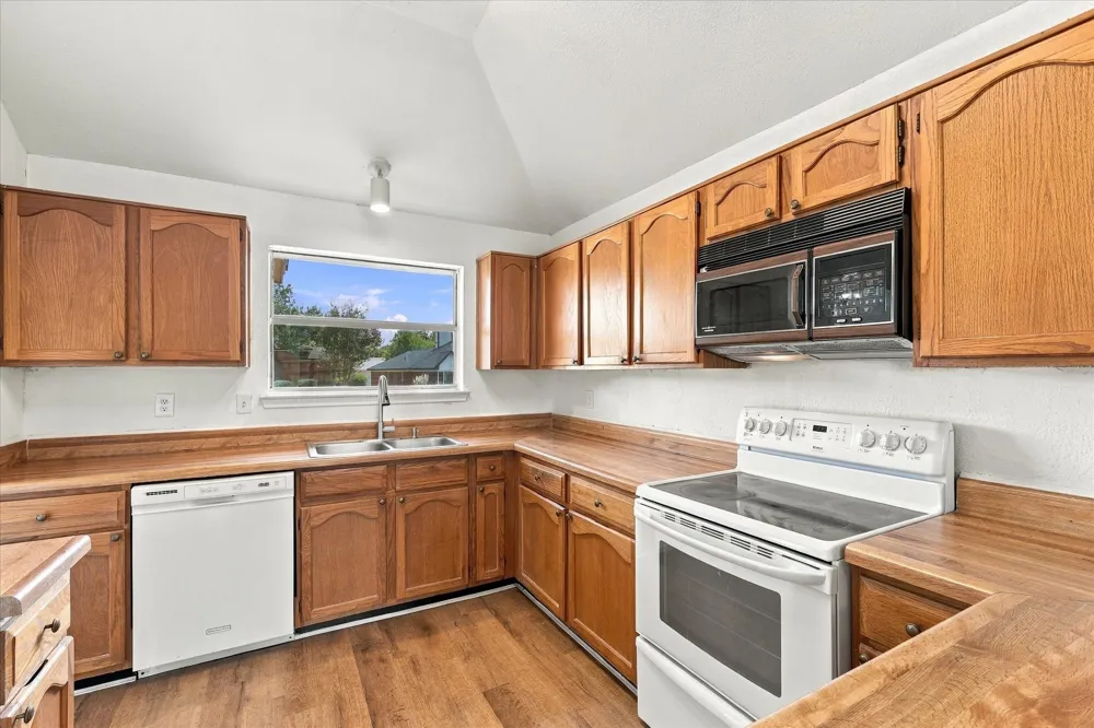 648 Coats Street Coppell, TX 75019