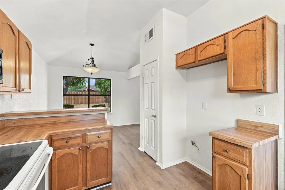648 Coats Street Coppell, TX 75019