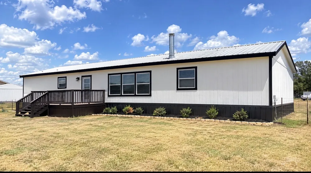 2833 Highland Road Springtown, TX 76082