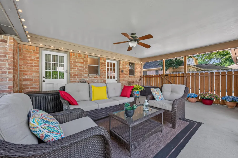 14618 Eldridge Parkway Houston, TX 77070