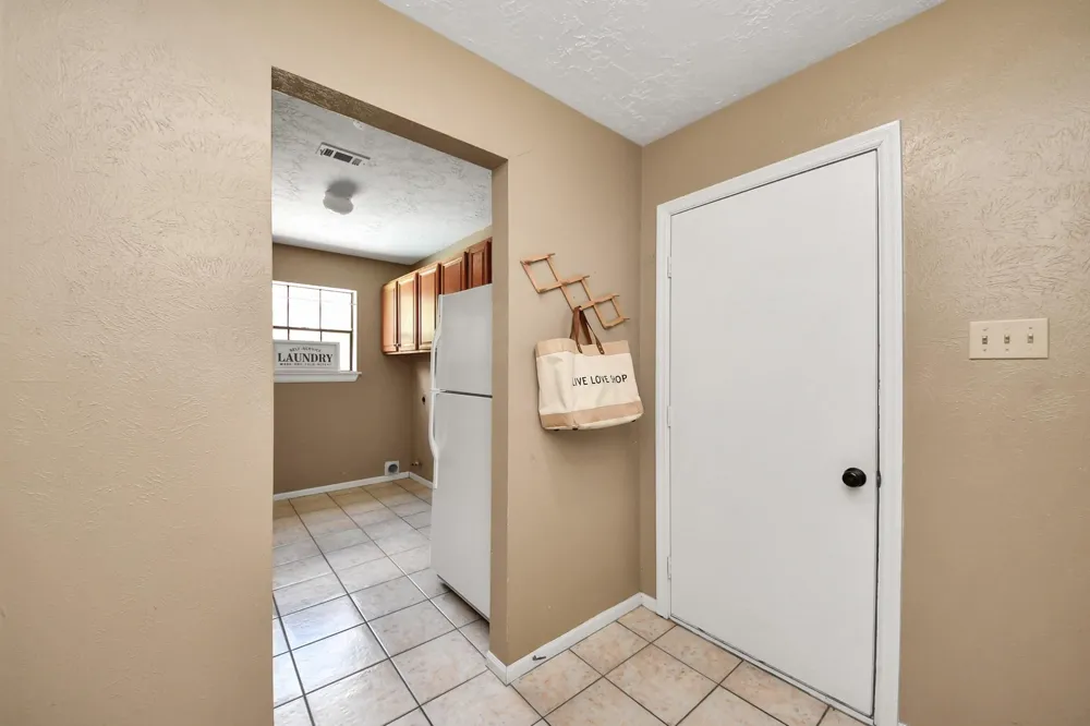 7615 Park Falls Drive Houston, TX 77095