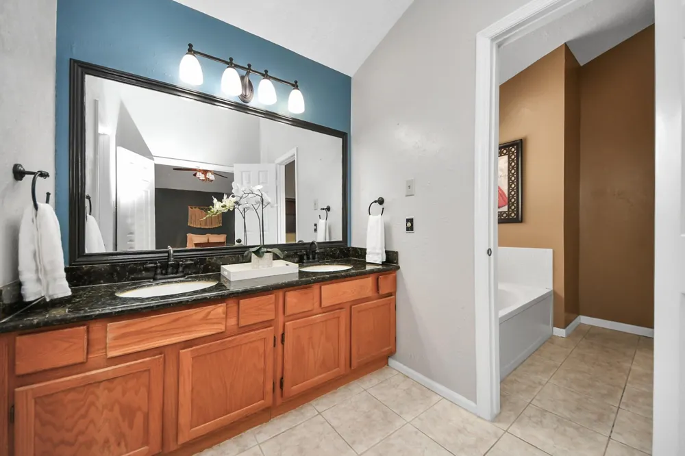 7615 Park Falls Drive Houston, TX 77095
