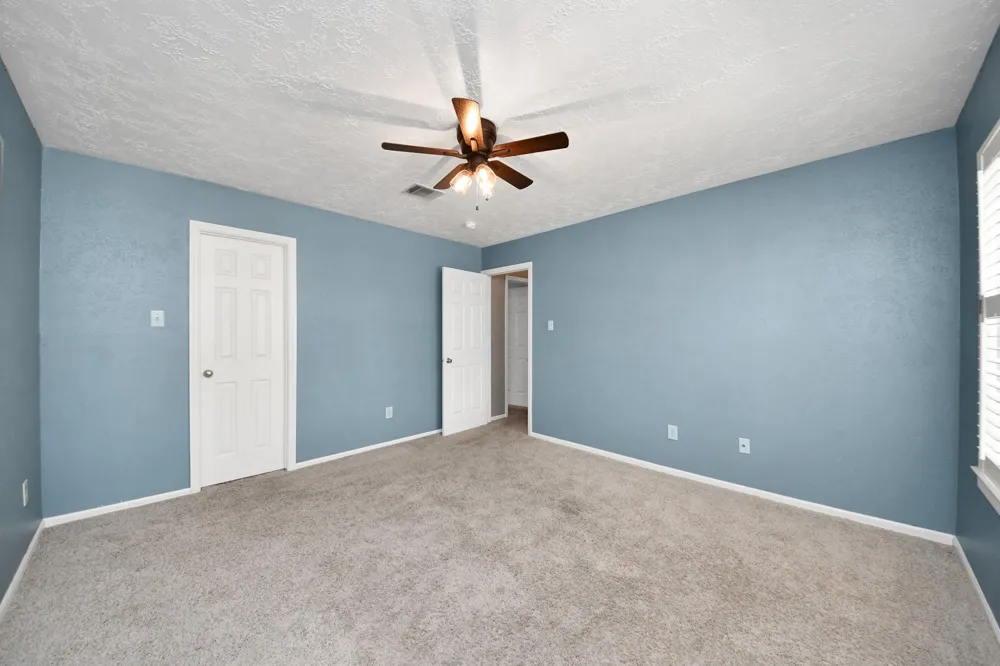 7615 Park Falls Drive Houston, TX 77095