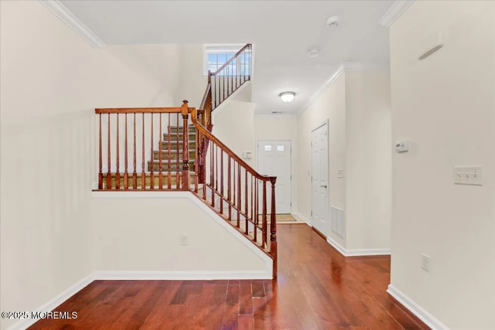 28 Santa Rosa Lane Tinton Falls, NJ 07753