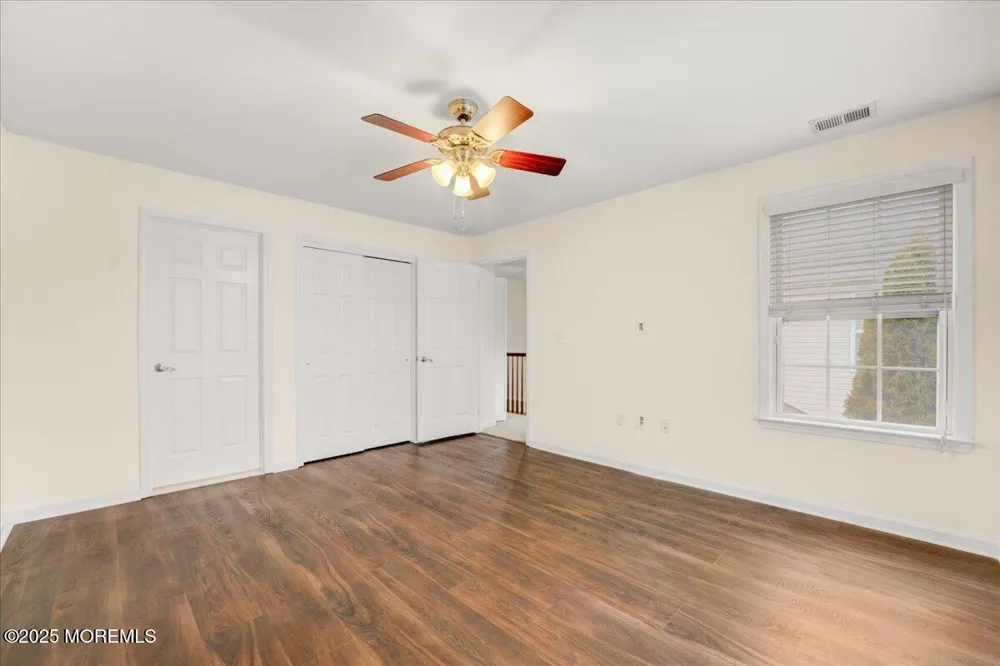 28 Santa Rosa Lane Tinton Falls, NJ 07753
