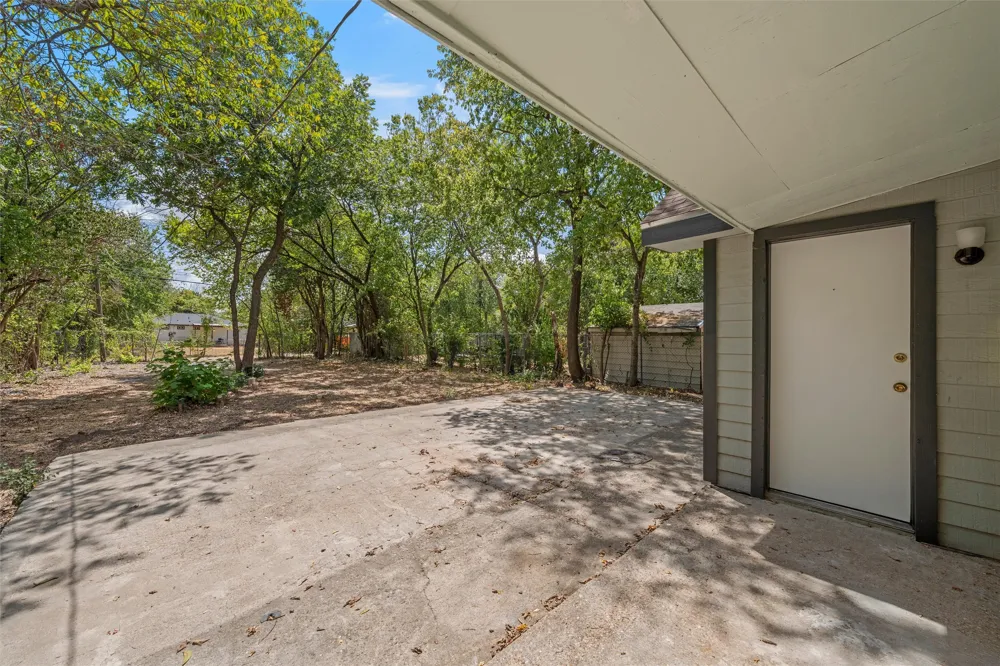 2406 Alexander Avenue Waco, TX 76708