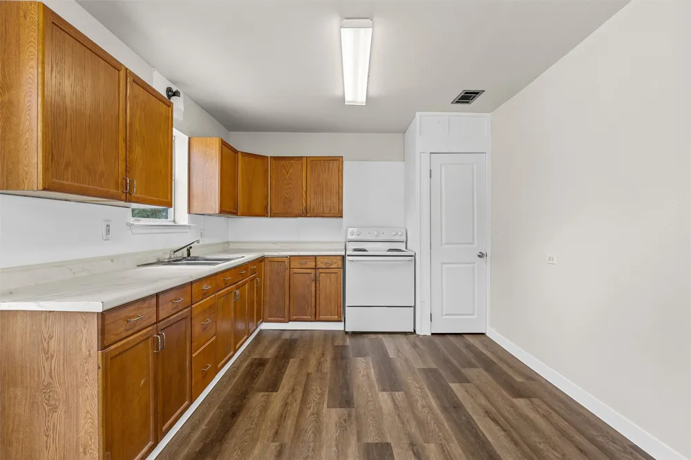 2406 Alexander Avenue Waco, TX 76708