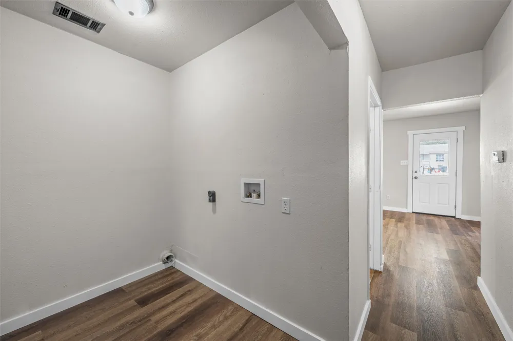 2406 Alexander Avenue Waco, TX 76708
