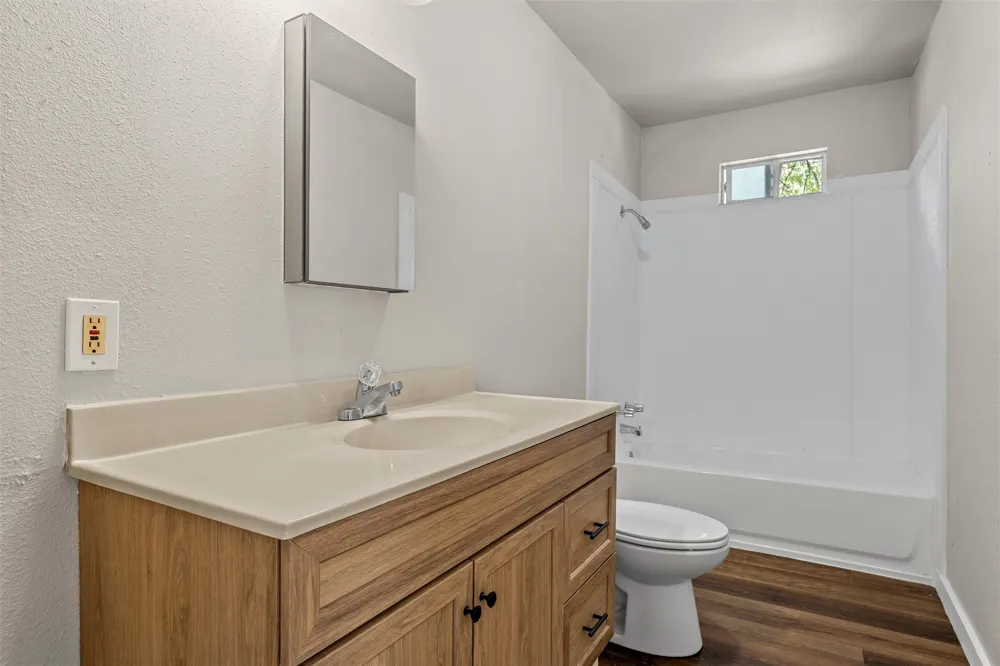 2406 Alexander Avenue Waco, TX 76708