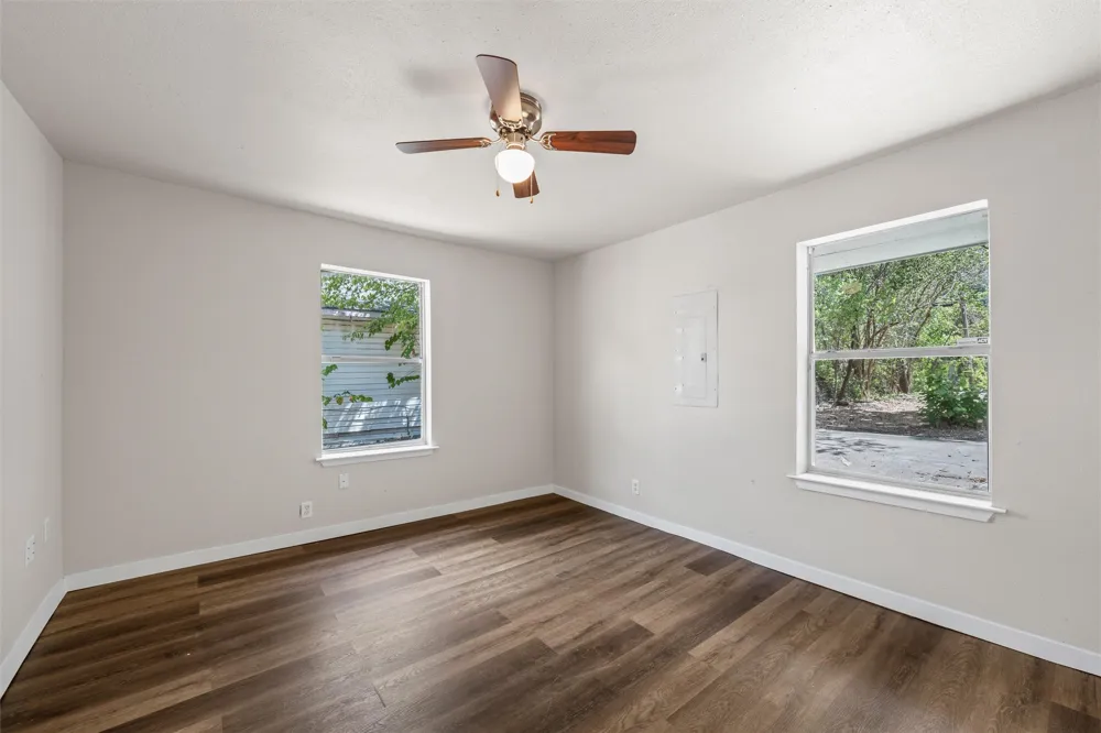 2406 Alexander Avenue Waco, TX 76708