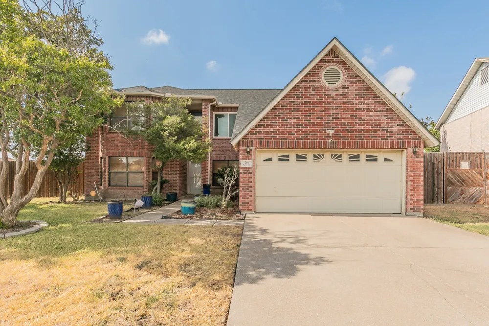 201 Tabor Drive Arlington, TX 76002