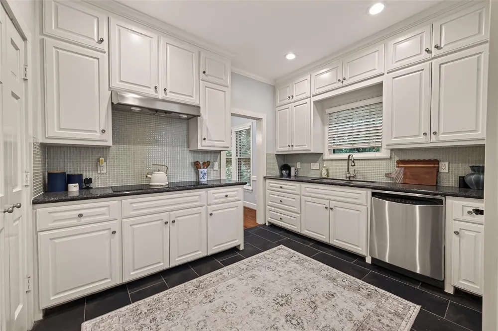 8979 Fm 359 Road Richmond, TX 77406