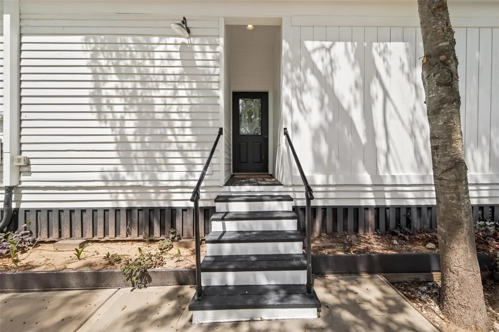 8979 Fm 359 Road Richmond, TX 77406
