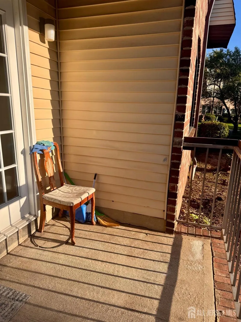1202 Green Hollow Drive Iselin, NJ 08830