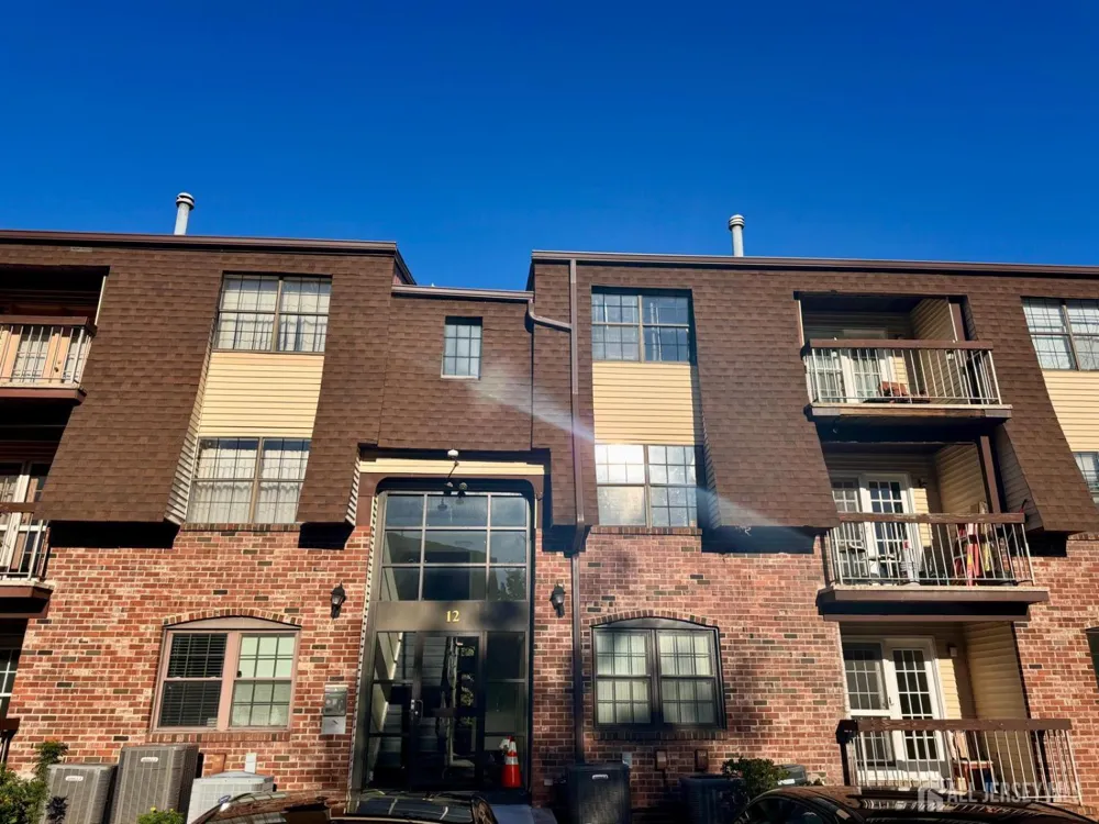 1202 Green Hollow Drive Iselin, NJ 08830