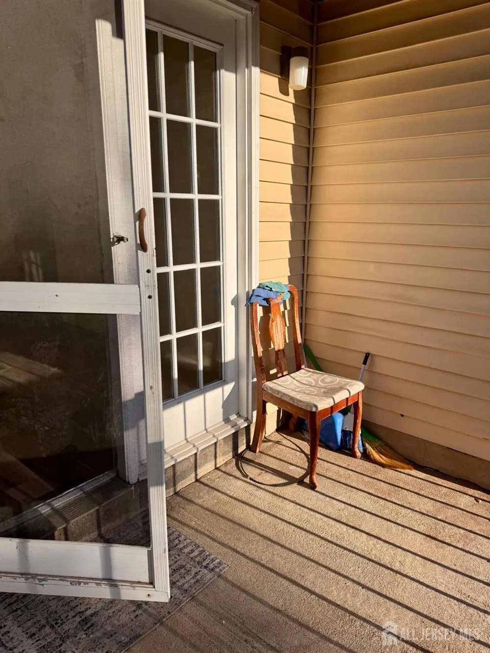 1202 Green Hollow Drive Iselin, NJ 08830