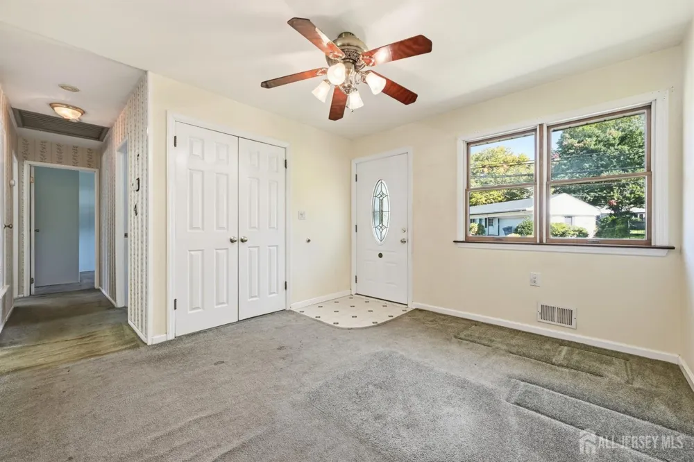 11 Georgetown Road Parlin, NJ 08859