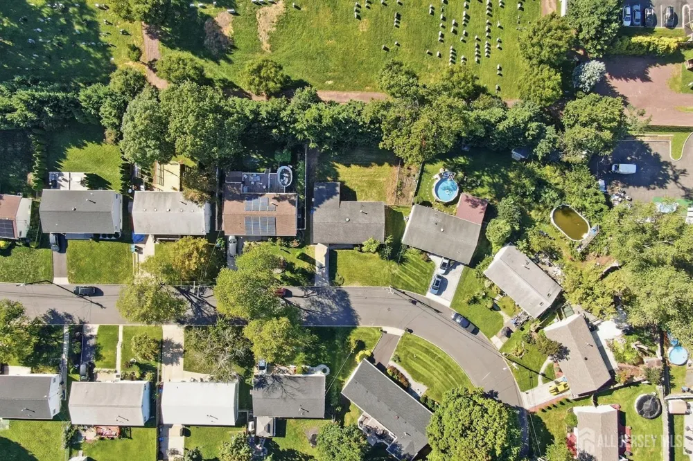 11 Georgetown Road Parlin, NJ 08859