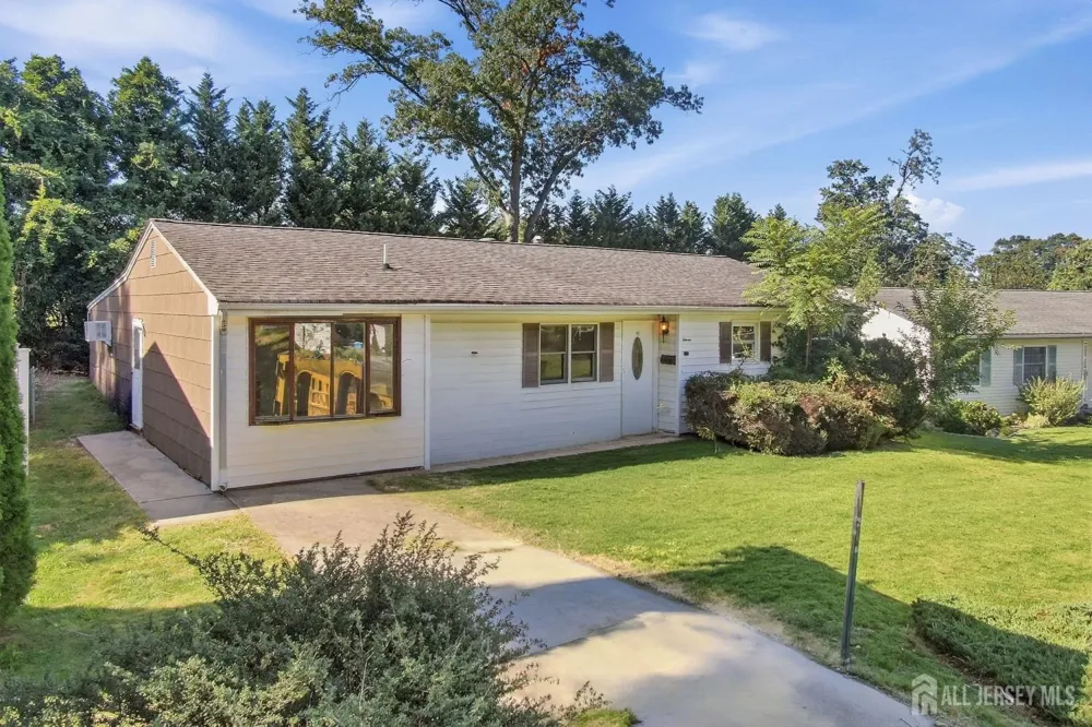 11 Georgetown Road Parlin, NJ 08859