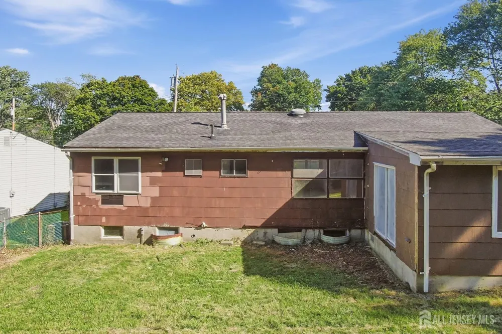 11 Georgetown Road Parlin, NJ 08859