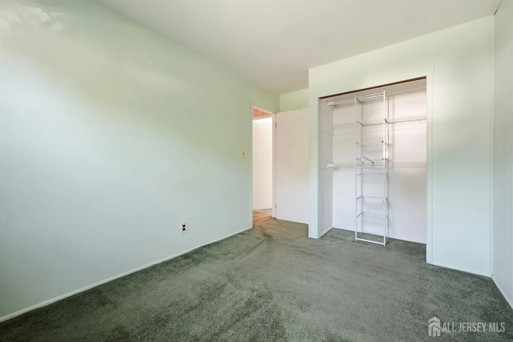 11 Georgetown Road Parlin, NJ 08859
