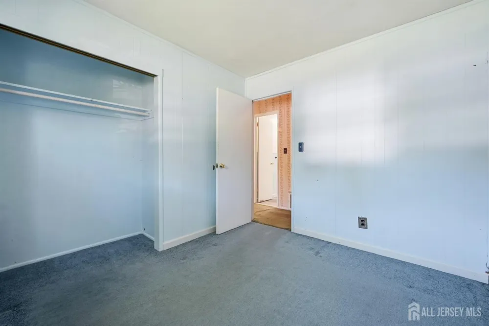 11 Georgetown Road Parlin, NJ 08859
