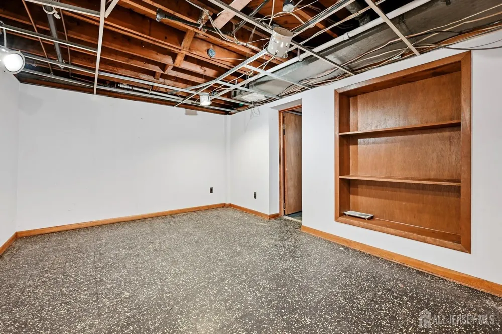 11 Georgetown Road Parlin, NJ 08859
