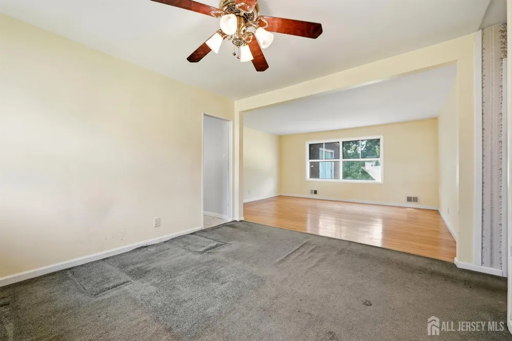 11 Georgetown Road Parlin, NJ 08859