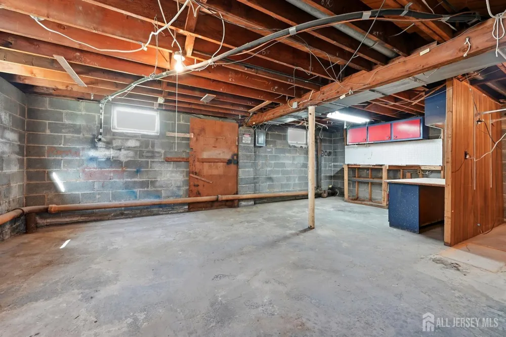 11 Georgetown Road Parlin, NJ 08859