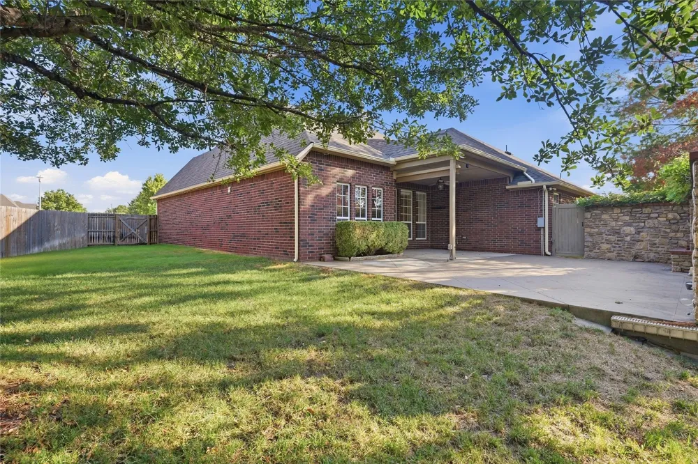 4129 W Fulton Street Broken Arrow, OK 74012