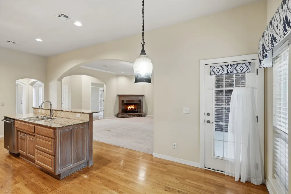 4129 W Fulton Street Broken Arrow, OK 74012
