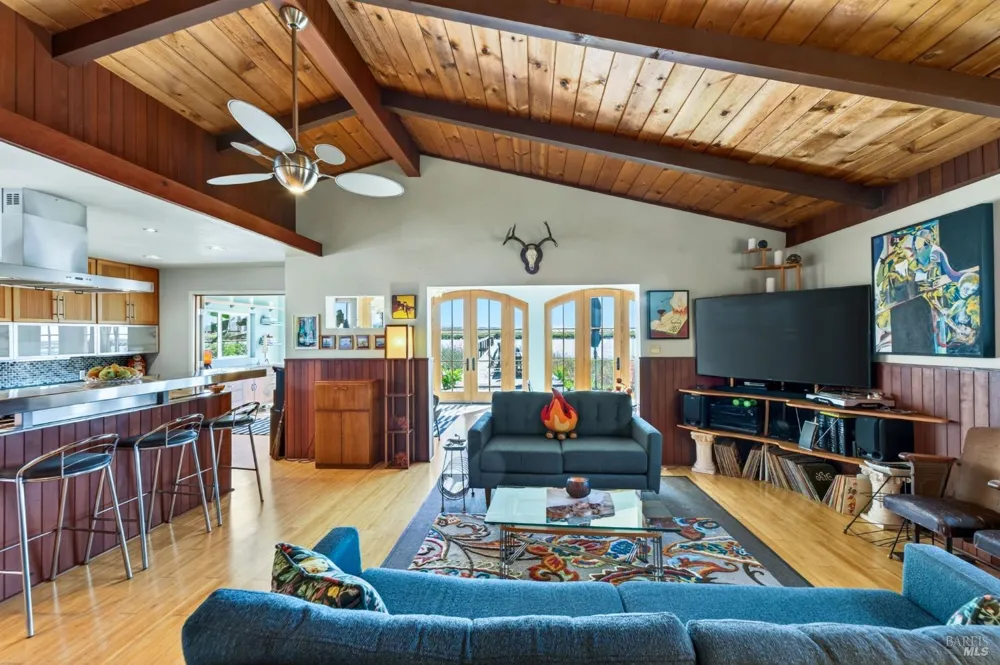 1596 Milton Road Napa, CA 94559