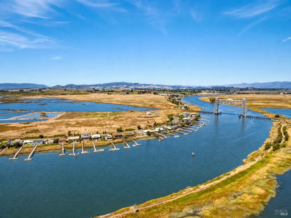 1596 Milton Road Napa, CA 94559