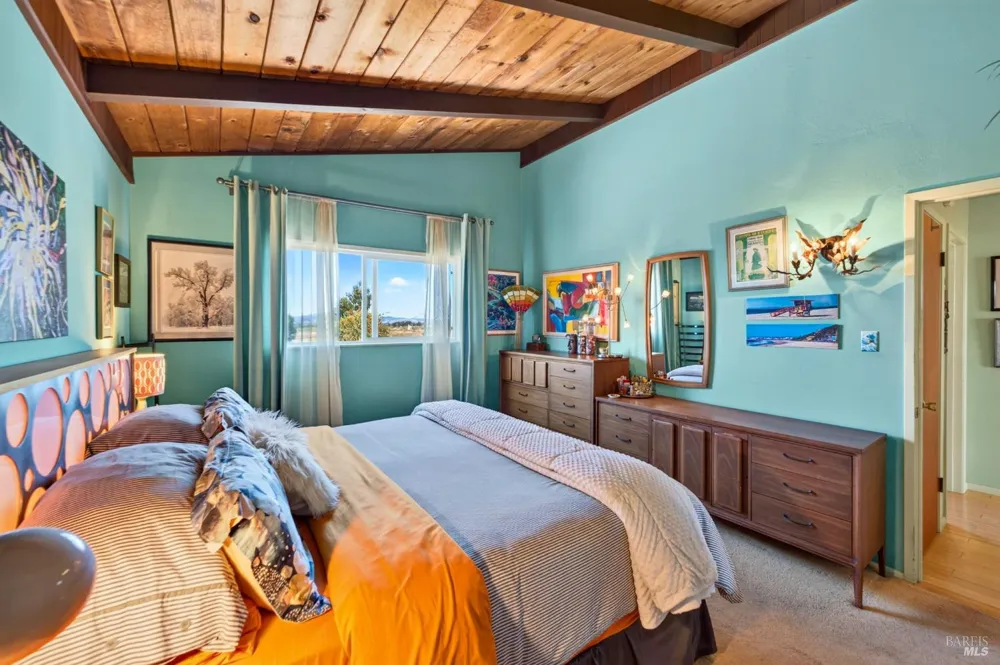 1596 Milton Road Napa, CA 94559