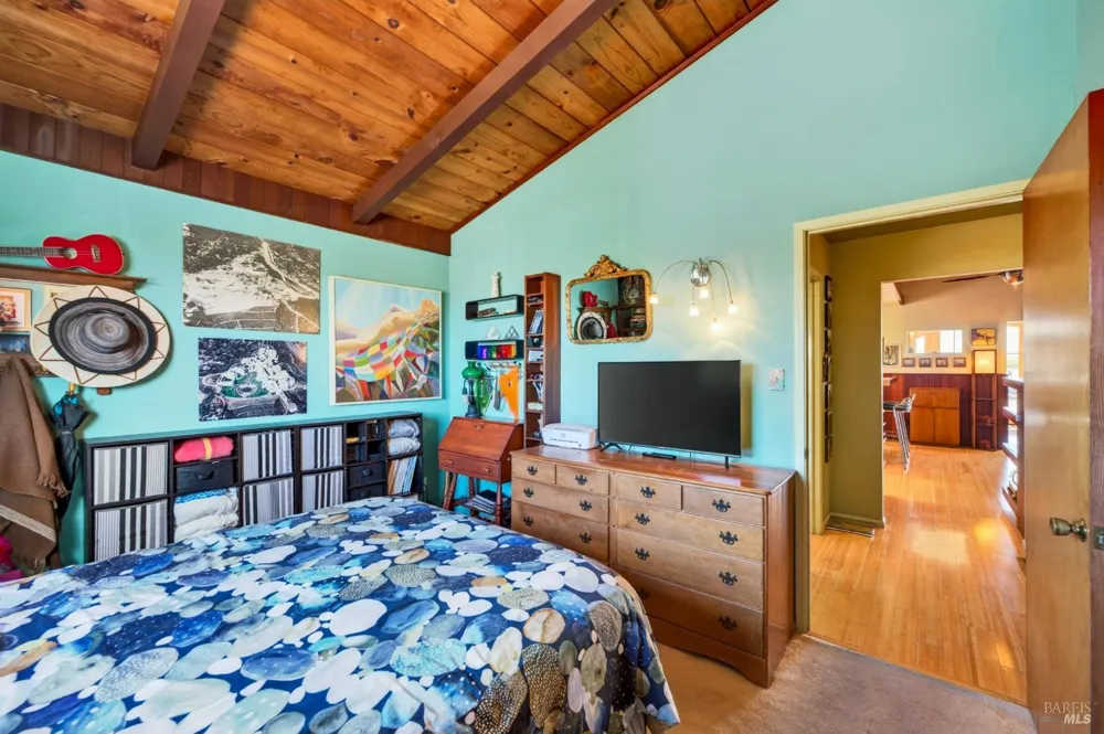 1596 Milton Road Napa, CA 94559
