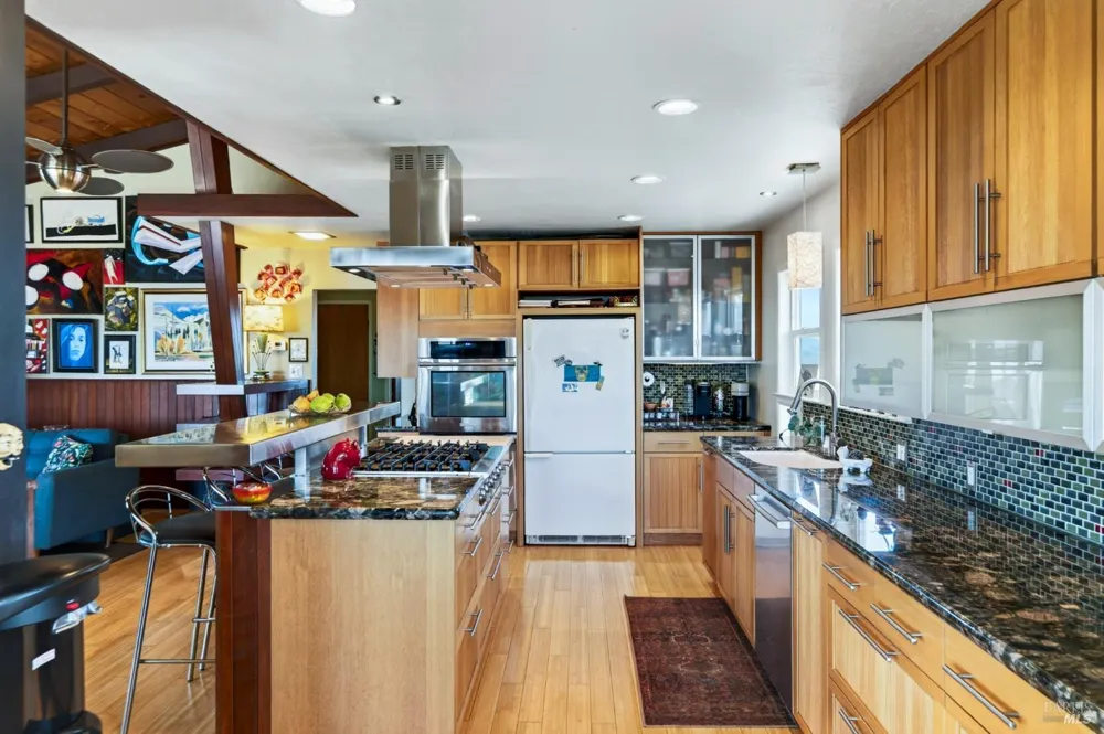 1596 Milton Road Napa, CA 94559