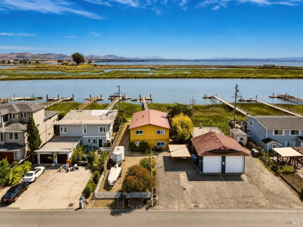 1596 Milton Road Napa, CA 94559