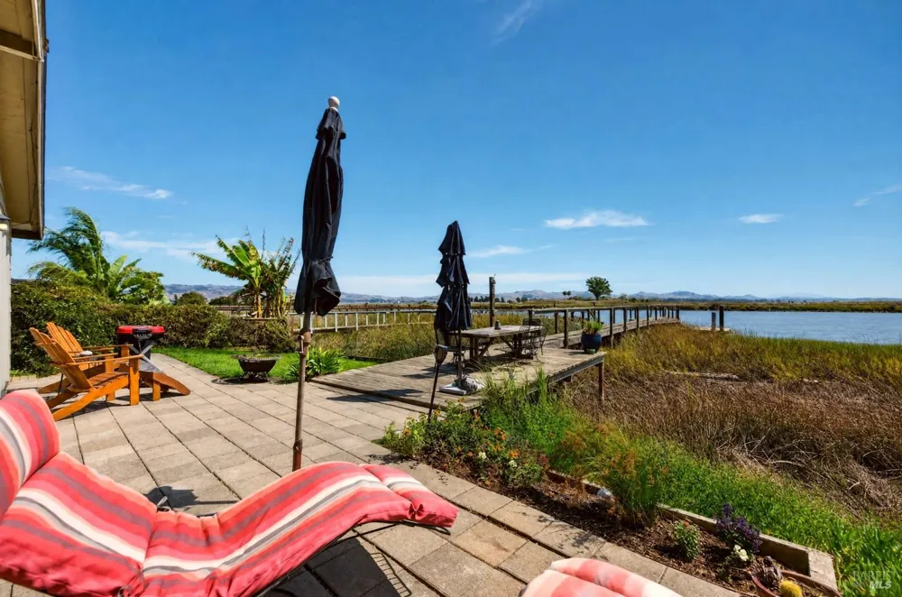 1596 Milton Road Napa, CA 94559